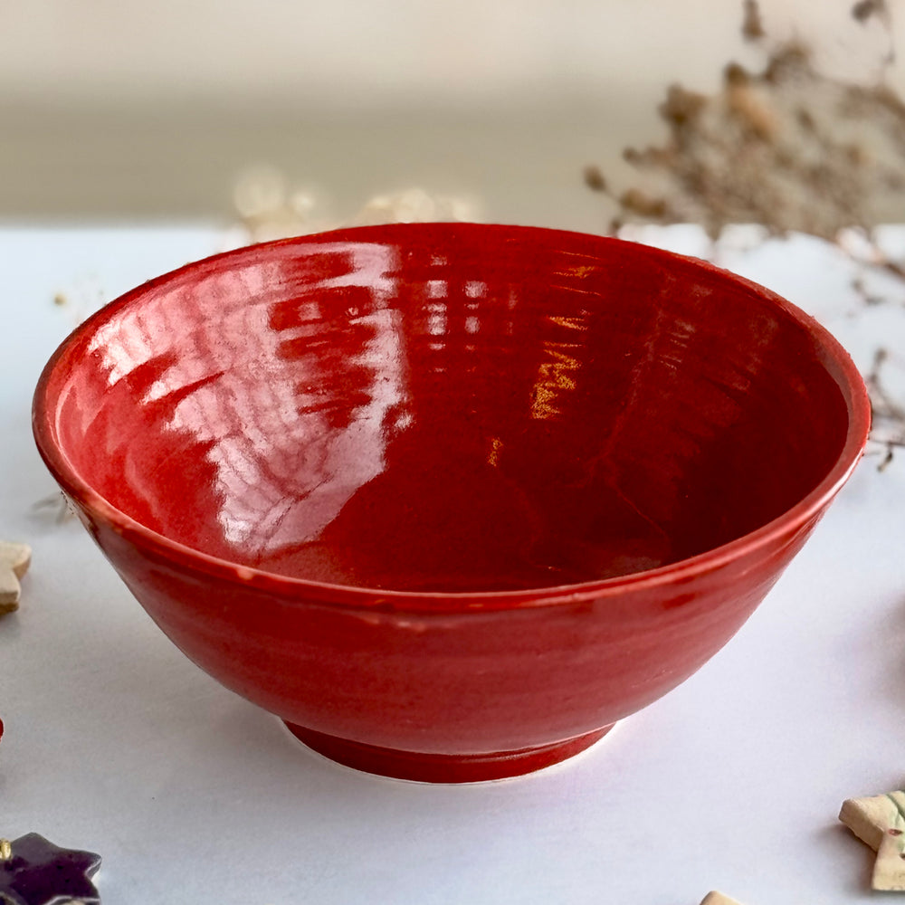 Cherry Lacquer Bowl, base view showing the unglazed foot
