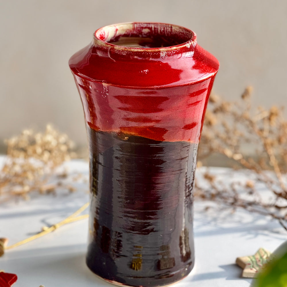 Embercoal Vase, close view of the rim