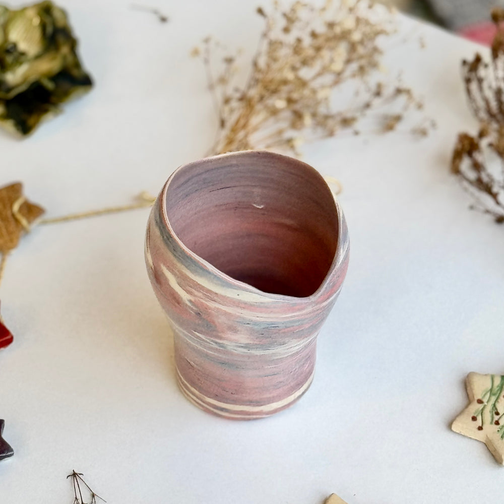 Clay Ribbon Tumbler, top-down view of the rim