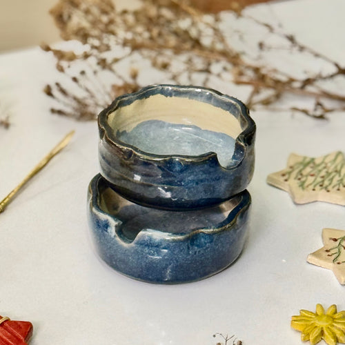 Midnight Moon Vase viewed from a slight angle